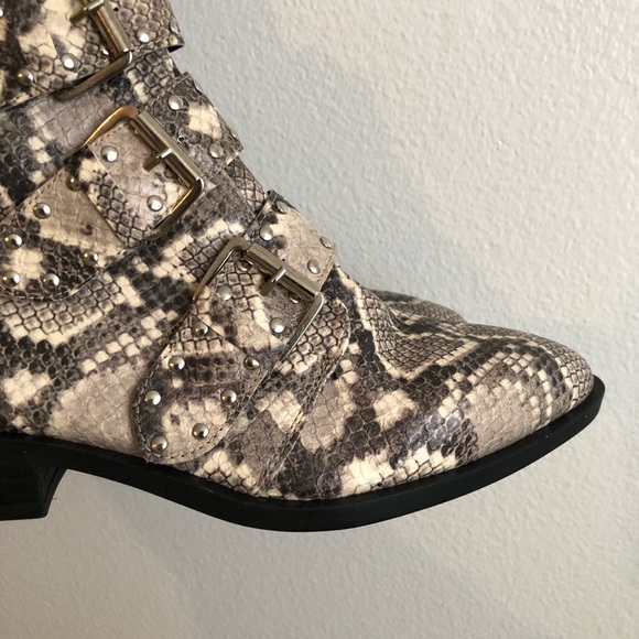 STEVEN BY STEVE MADDEN Harmon Leather Booties - Picture 8 of 16